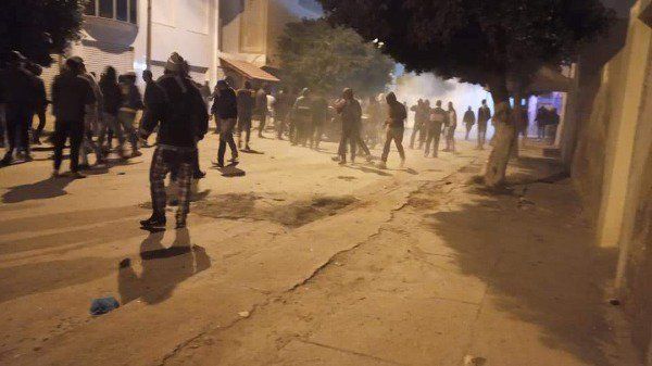 احتجاجات جماهير هلال الشابة