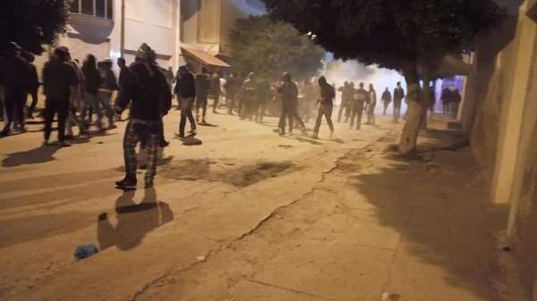 احتجاجات جماهير هلال الشابة