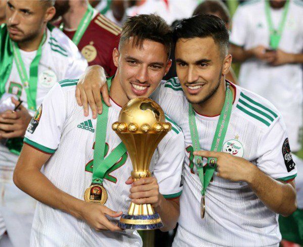 آدم وناس وإسماعيل بن ناصر