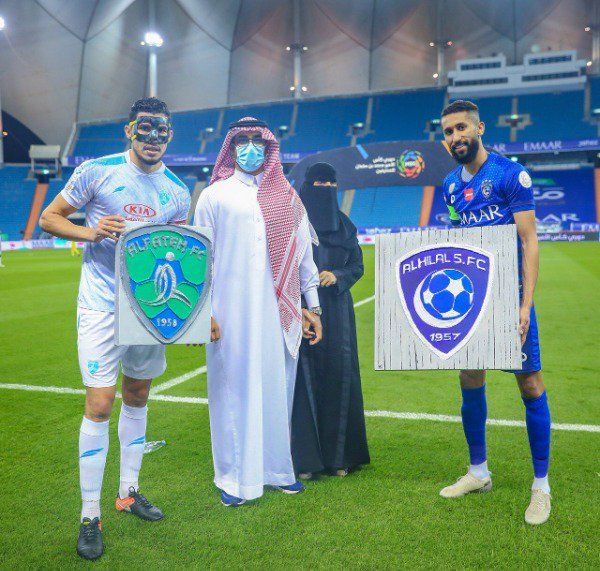 شعارا الناديين من إنجاز نورة حمود