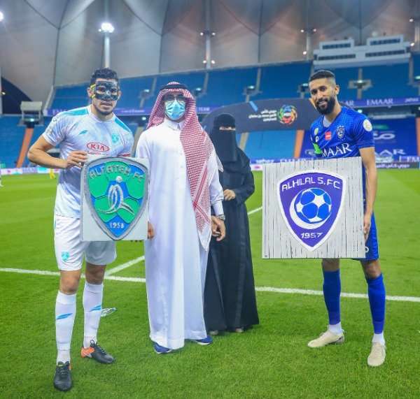 شعارا الناديين من إنجاز نورة حمود