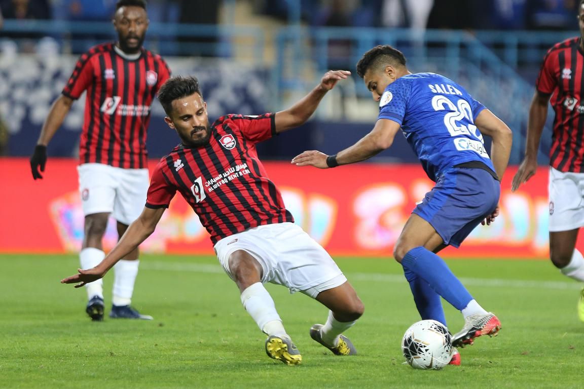 مواجهه سابقة بين الهلال والرائد