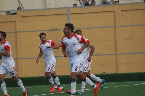 لاعبو شباب خانيونس يحتلفون بالتسجيل في شباك الصداقة