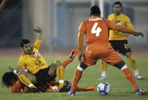 2011-02-242011-02-24t193250z_01_kuw01_rtridsp_3_soccer_reuters