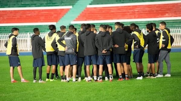 لاعبو شباب بلوزداد 