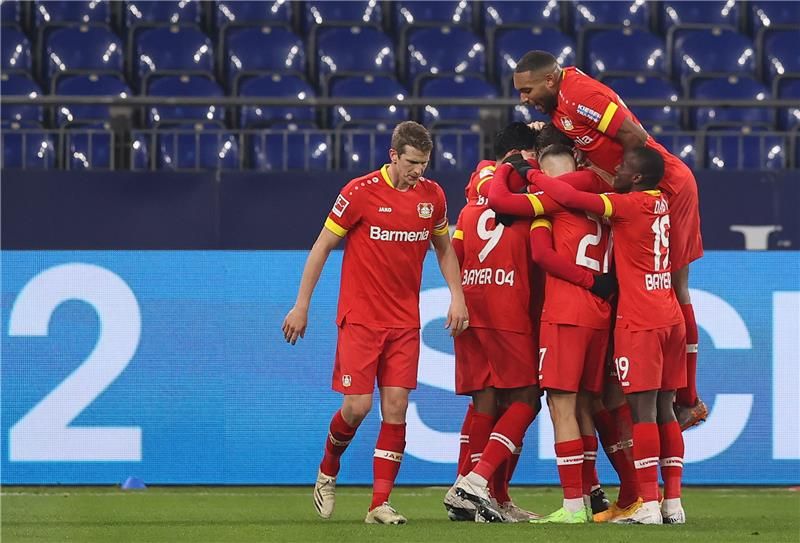 لاعبو باير ليفركوزن 