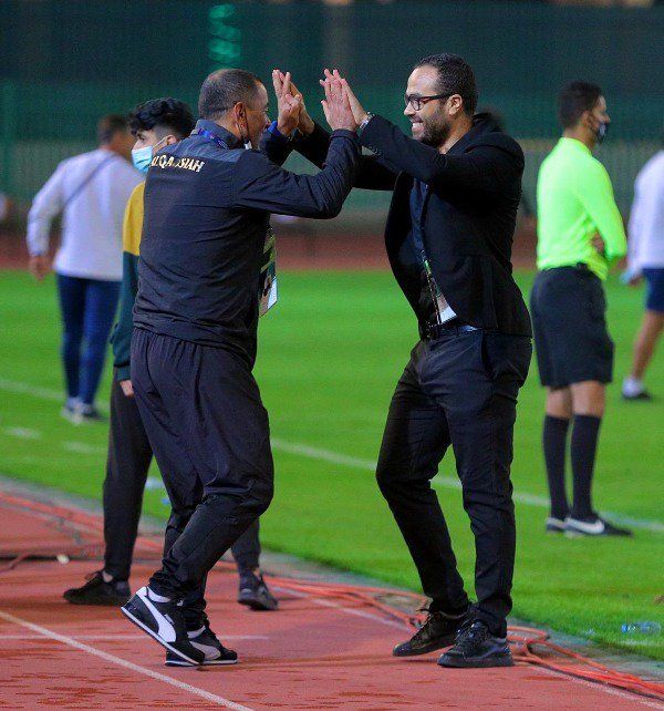 المناعي
