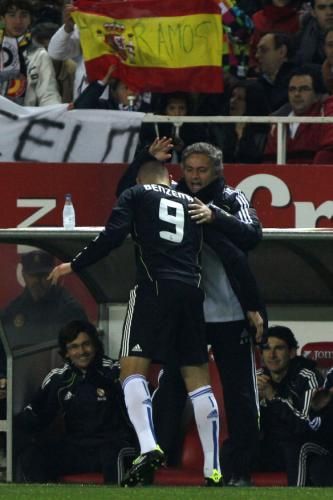 2011-01-262011-01-26t213338z_01_jn01_rtridsp_3_soccer-spain_reuters