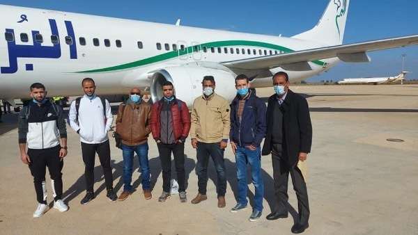 من وصول الطاقم