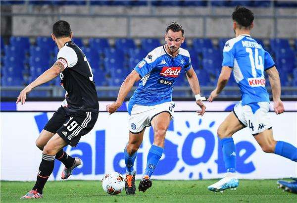 نابولي ويوفنتوس