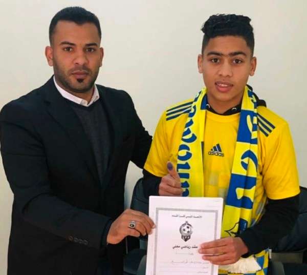 من تقديم اللاعبين