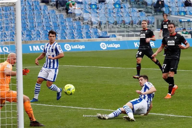 ?i=epa%2fsoccer%2f2020-12%2f2020-12-13%2f2020-12-13-08881810_epa