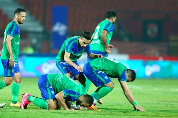 احتفال لاعبي المقاصة