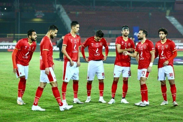 لاعبو الأهلي