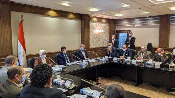 من الاجتماع