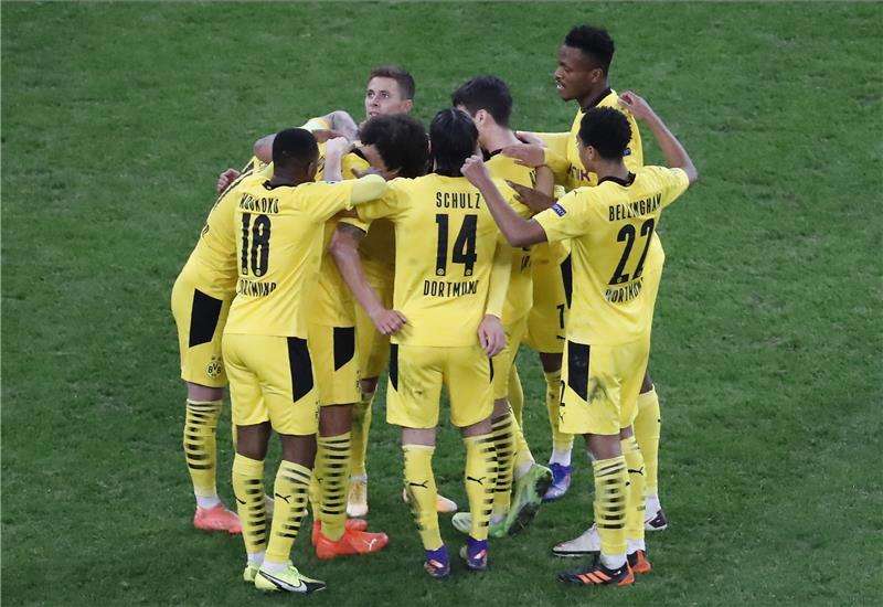 لاعبو بوروسيا دورتموند