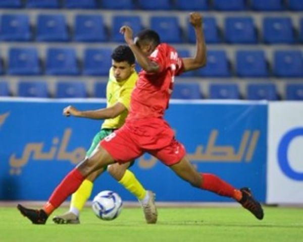 من الدوري العماني 