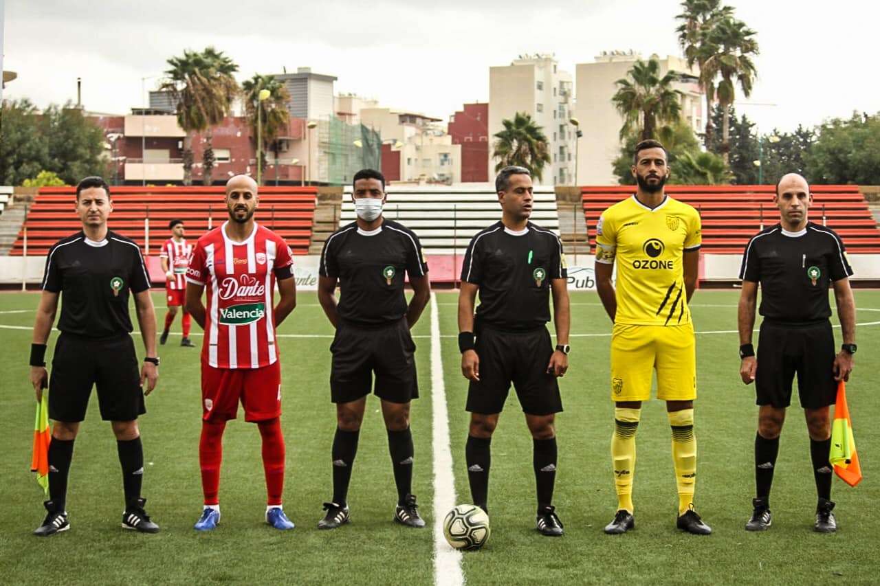 قبل بداية اللقاء