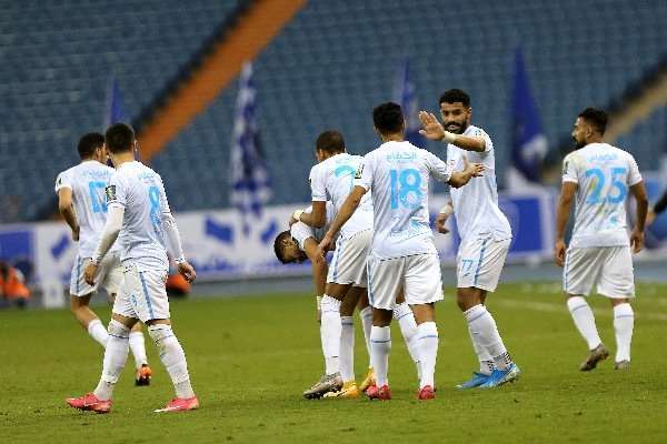 فرحة لاعبي الفتح