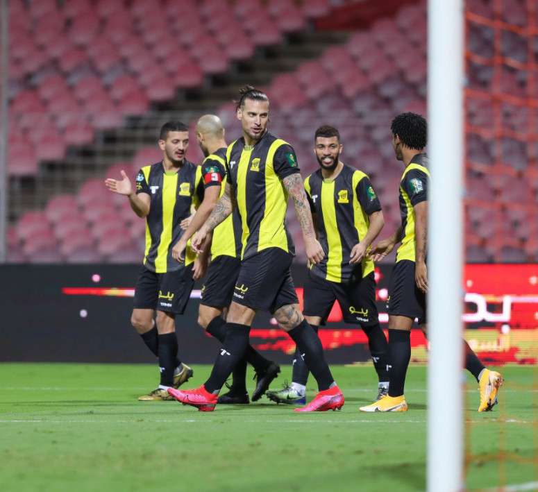 فرحة لاعبي اتحاد جدة