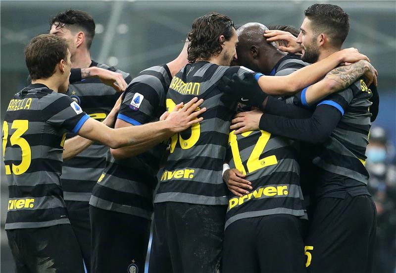 لاعبو إنتر ميلان