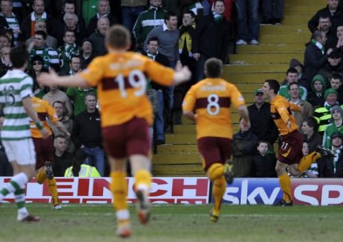 2011-02-272011-02-27t160901z_01_crc18_rtridsp_3_soccer-europe-scotland_reuters