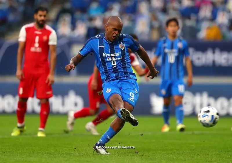 ?i=reuters%2f2020-12-19%2f2020-12-19t131917z_922652617_up1egcj11057d_rtrmadp_3_soccer-afcchampions-per-uls_reuters