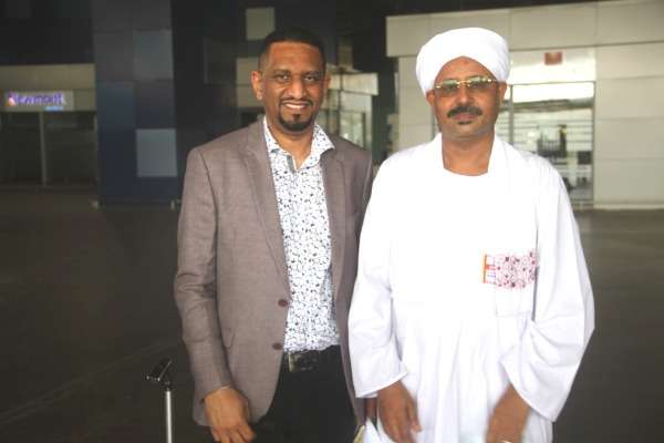 من وصول البعثة