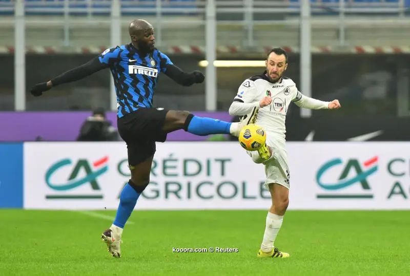 ?i=reuters%2f2020-12-20%2f2020-12-20t144034z_668520287_up1egck14rm5d_rtrmadp_3_soccer-italy-int-spz-report_reuters