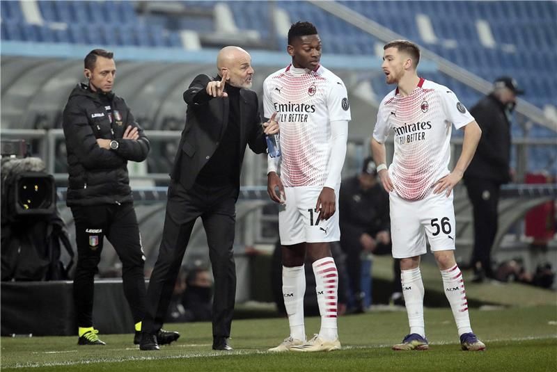 بيولي مدرب ميلان