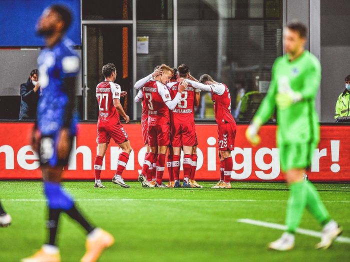 لاعبو فرايبورج 