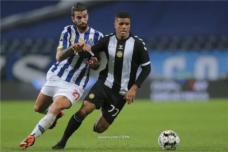 ?i=epa%2fsoccer%2f2020-12%2f2020-12-20%2f2020-12-20-08896936_epa