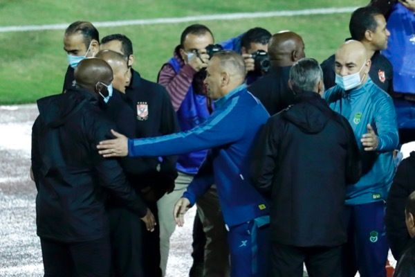 موسيماني وحسام وإبراهيم حسن