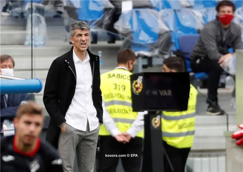 ?i=albums%2fmatches%2f2051049%2f2020-12-13-08881582_epa