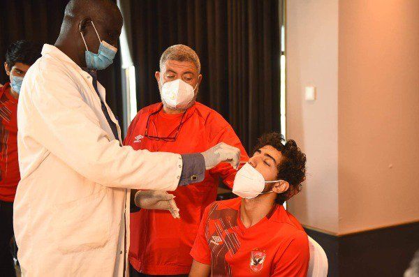 من فحوصات كورونا