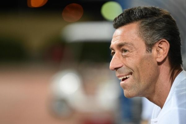 بيدرو كايشينيا 