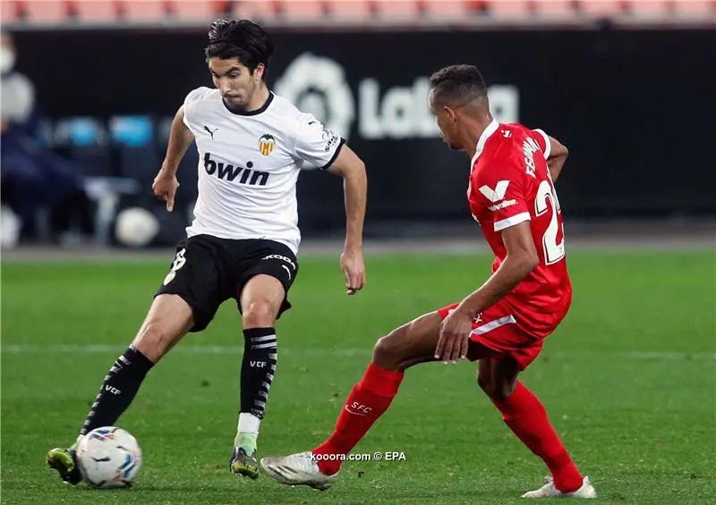 ?i=albums%2fmatches%2f2051068%2f2020-12-22-08899707_epa