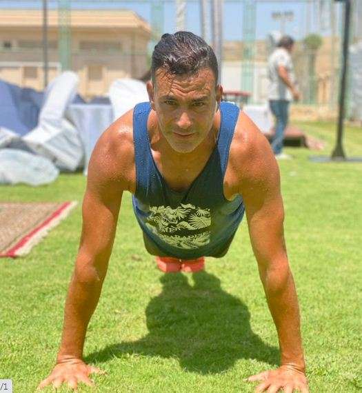 عصام الحضري