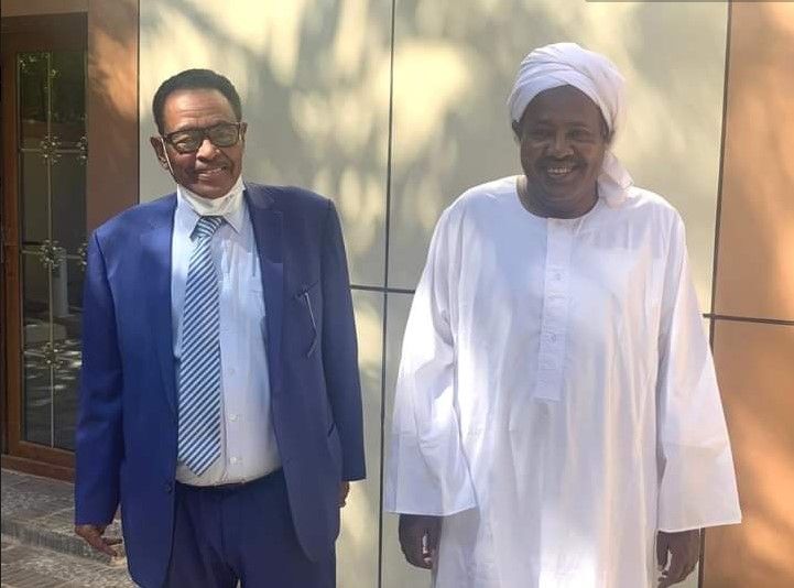 السوباط والبشير