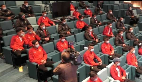 من الاستقبال