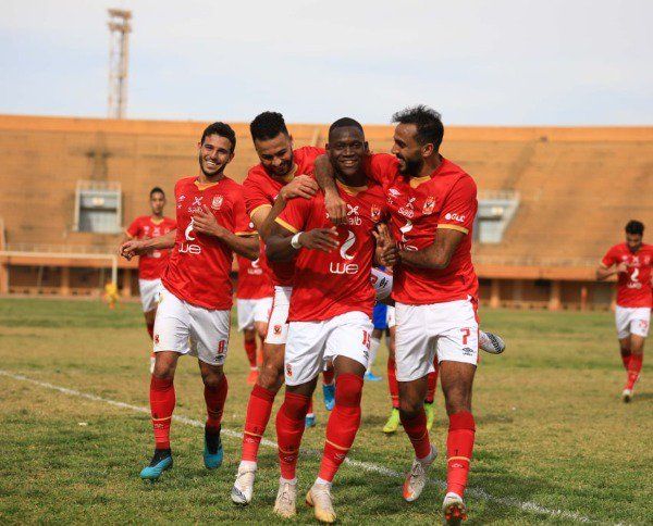 لاعبو الأهلي 