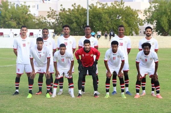 لاعبو المصنعة 