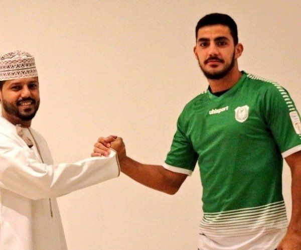 من إعلان التعاقدات 