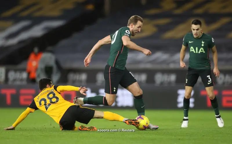 ?i=reuters%2f2020-12-27%2f2020-12-27t193435z_291037757_up1egcr1idnhf_rtrmadp_3_soccer-england-wlv-tot-report_reuters