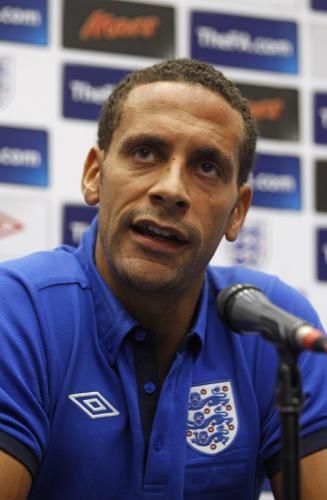 2010-10-11t124156z_01_edy16_rtridsp_3_soccer-england_reuters