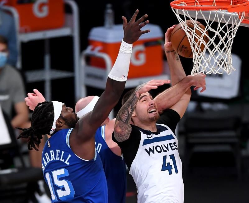 2020-12-28t045616z_1399911390_mt1usatoday15366835_rtrmadp_3_nba-minnesota-timberwolves-at-los-angeles-lakers_reuters