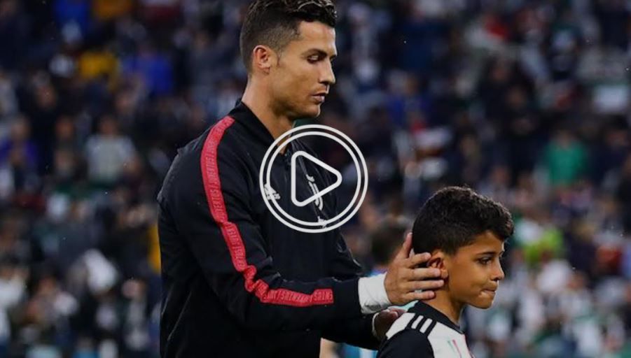 كريستيانو رونالدو مع نجله