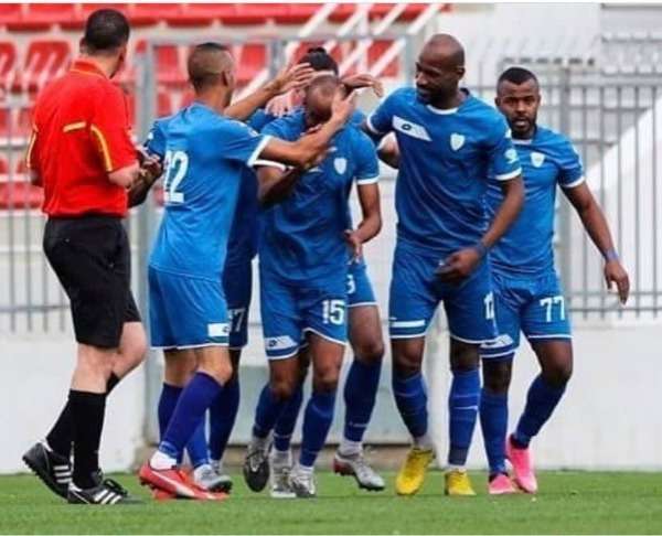 فرحة لاعبي بلاطة