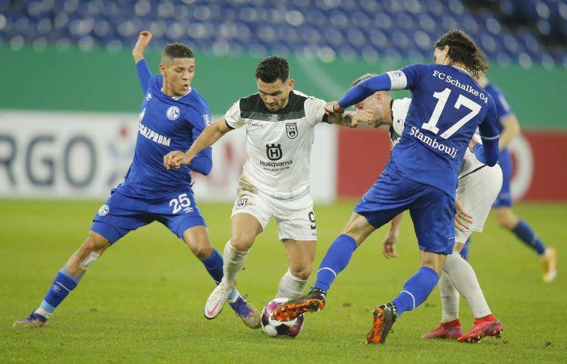 2020-12-22t182419z_860835445_up1egcm1f4jwi_rtrmadp_3_soccer-germany-ulm-s04-report_reuters