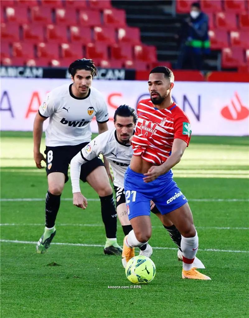 ?i=epa%2fsoccer%2f2020-12%2f2020-12-30%2f2020-12-30-08911510_epa